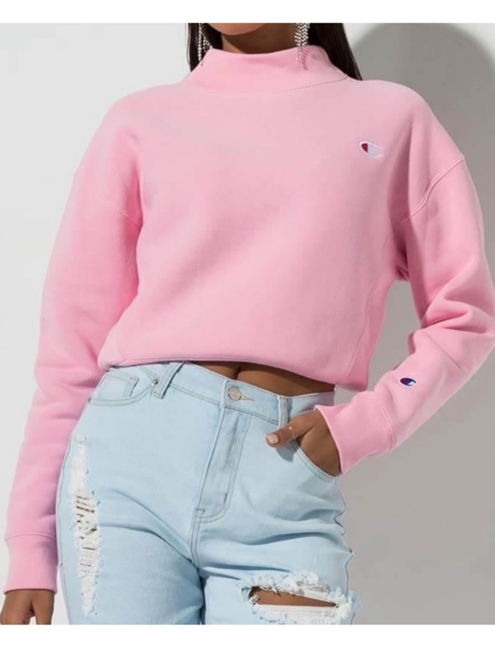 Champion X Urban Outfitters Mockneck Sweatshirt Bubblegum Baby Pink Cropped Med